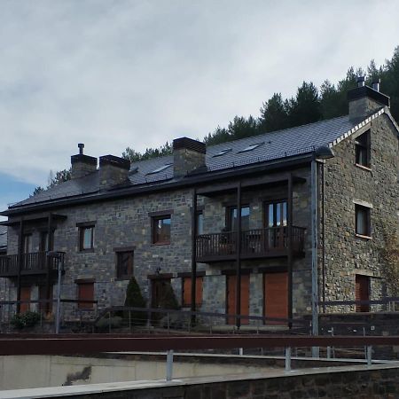 Apartamento Luga Castiello de Jaca Eksteriør billede
