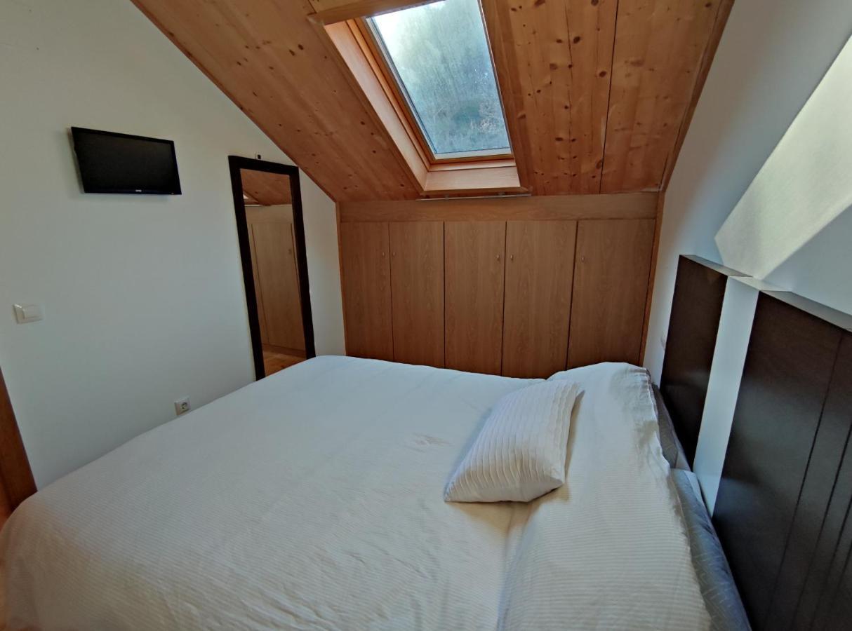 Apartamento Luga Castiello de Jaca Eksteriør billede