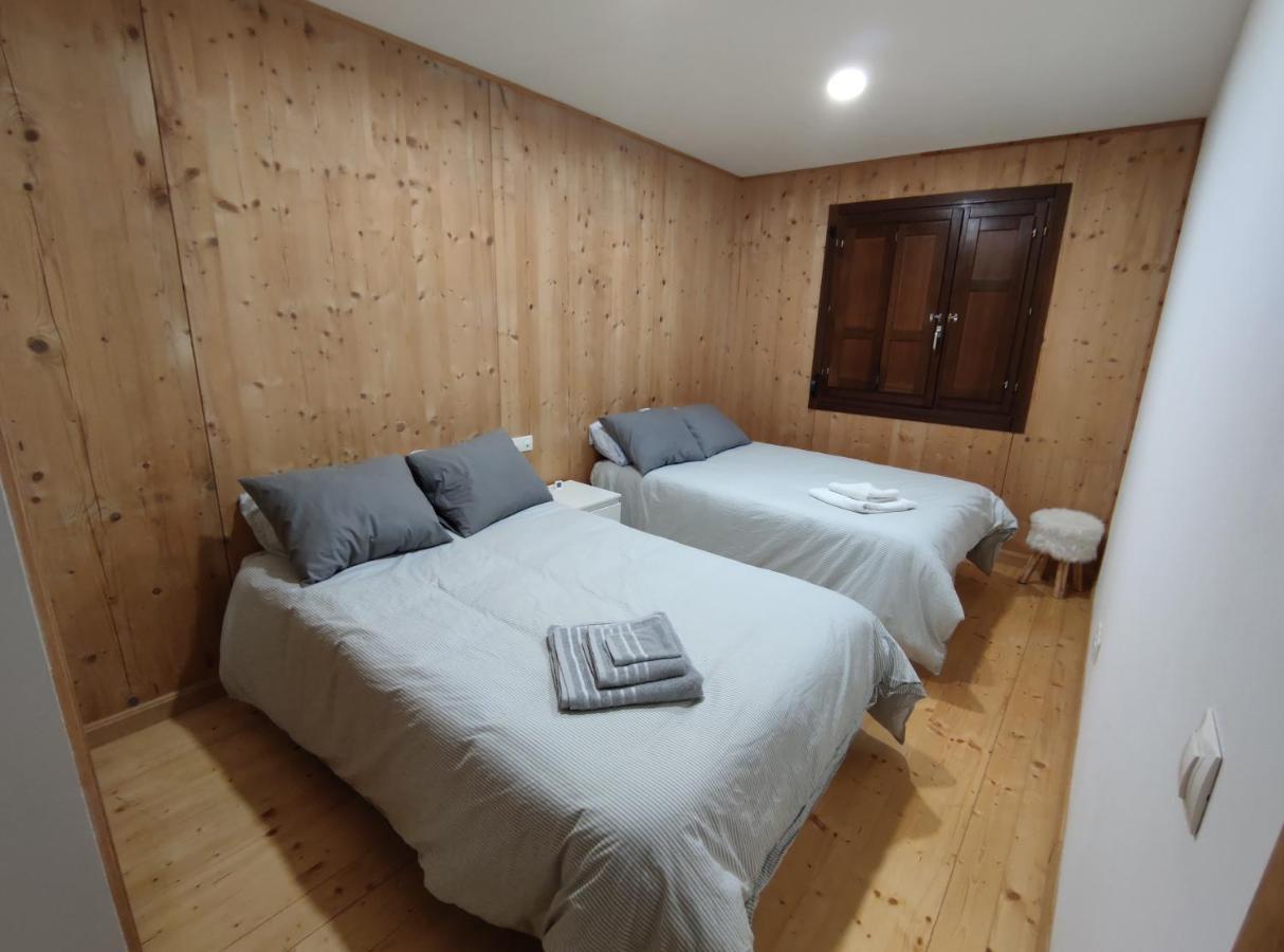 Apartamento Luga Castiello de Jaca Eksteriør billede
