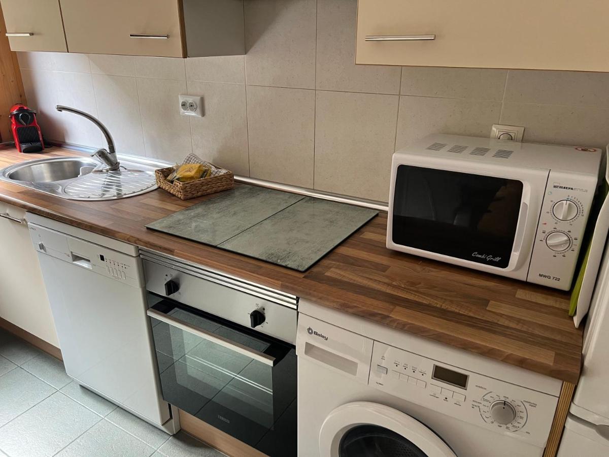 Apartamento Luga Castiello de Jaca Eksteriør billede